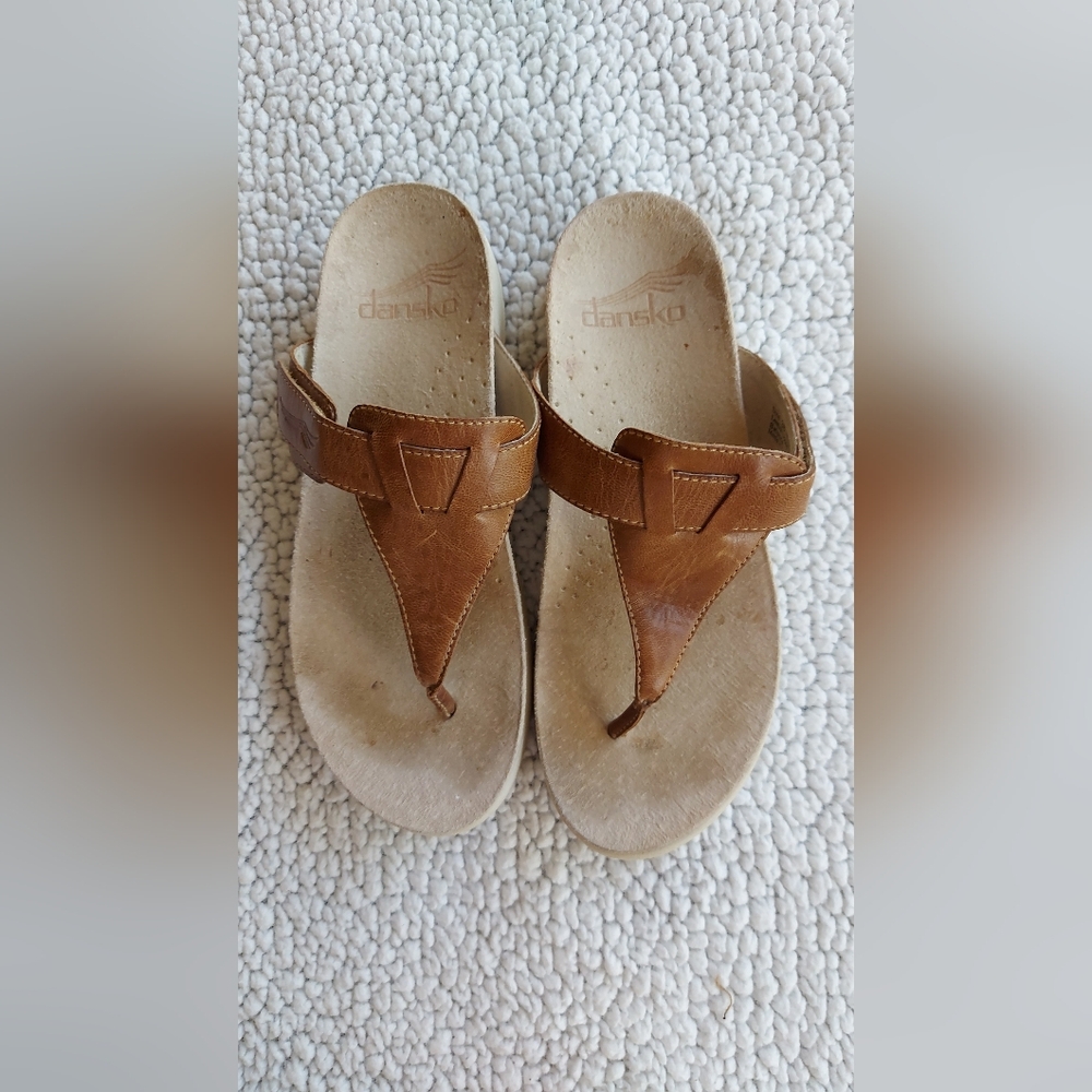Women's leather sandals (flip-flops) model Dansko Cece size 36